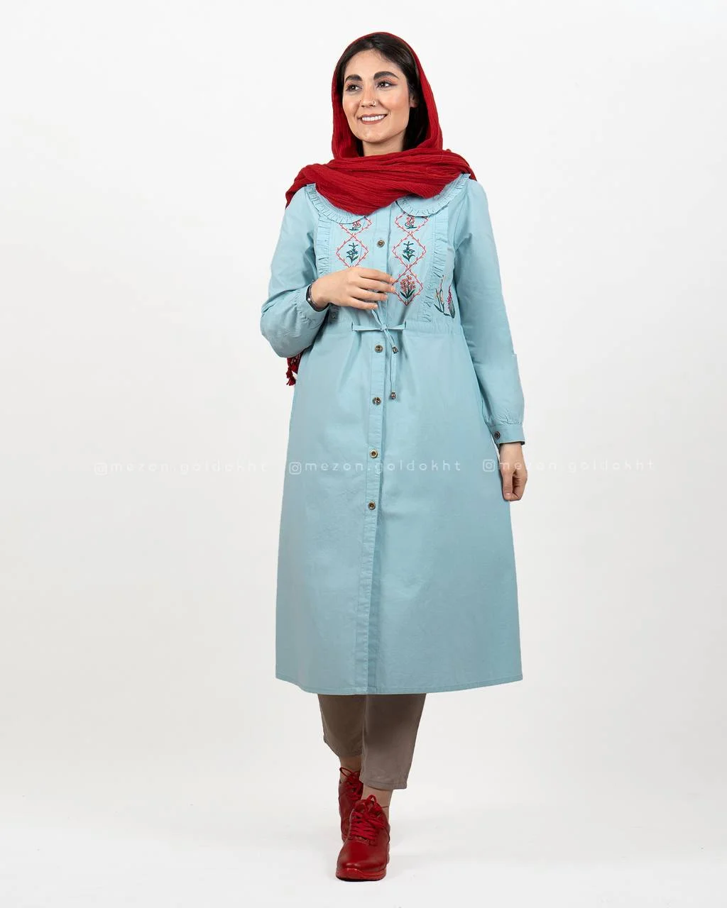 مانتو ترنج