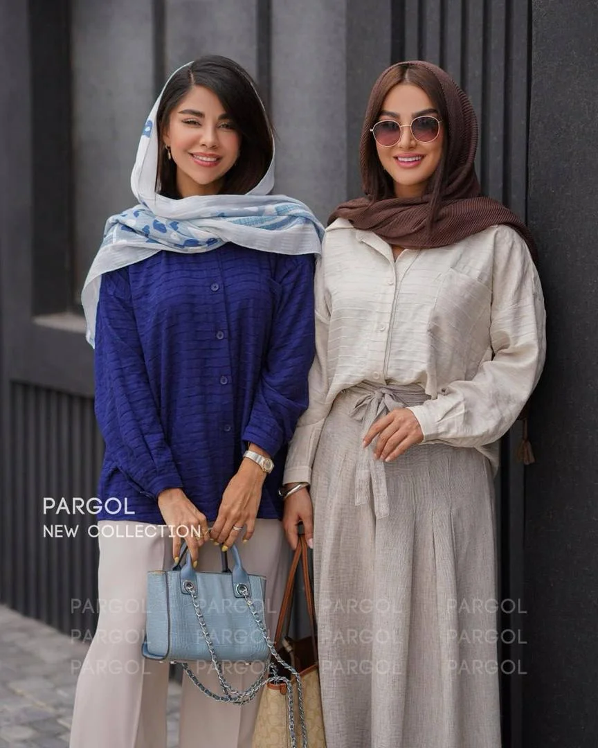 شومیز نیلا