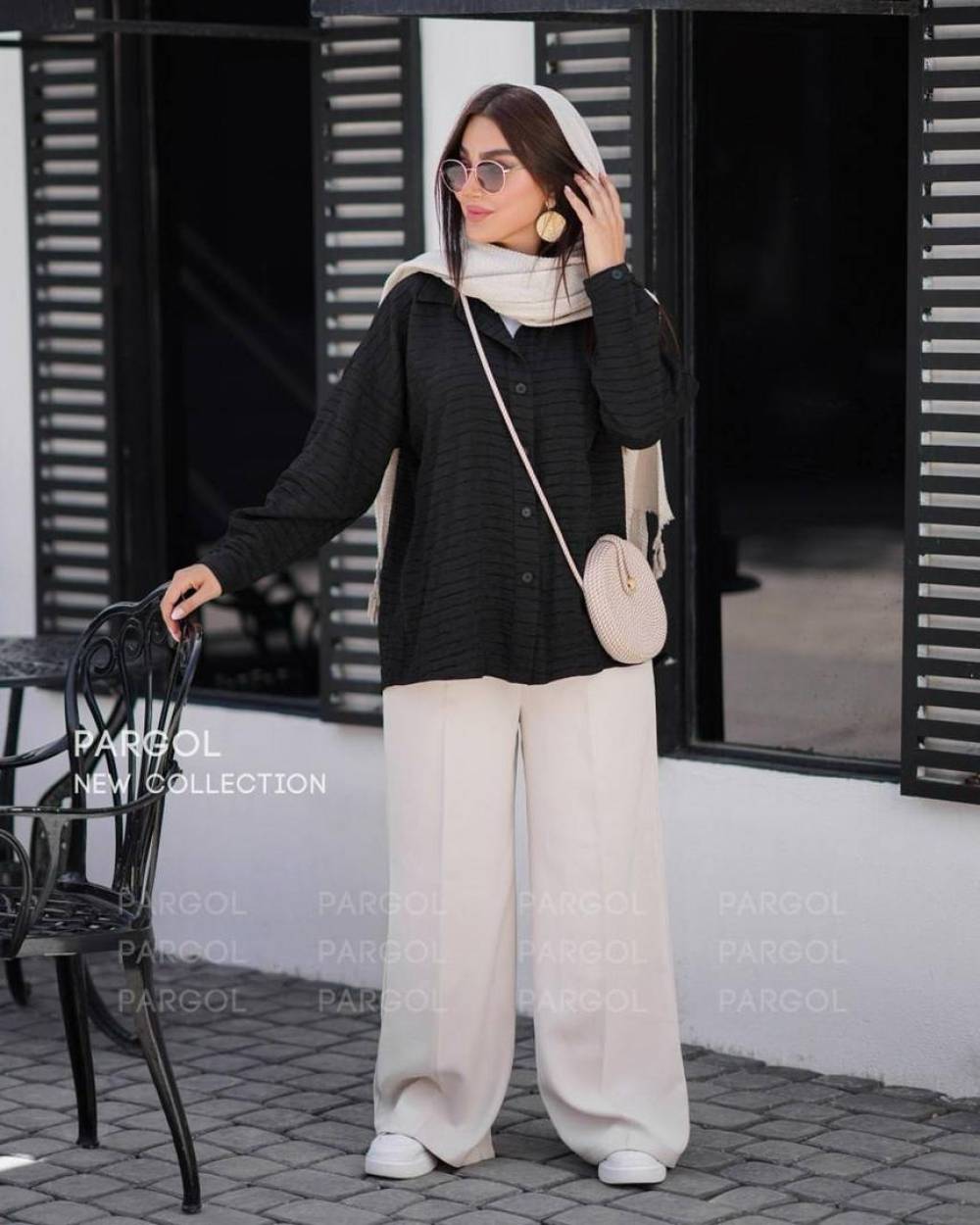 شومیز نیلا